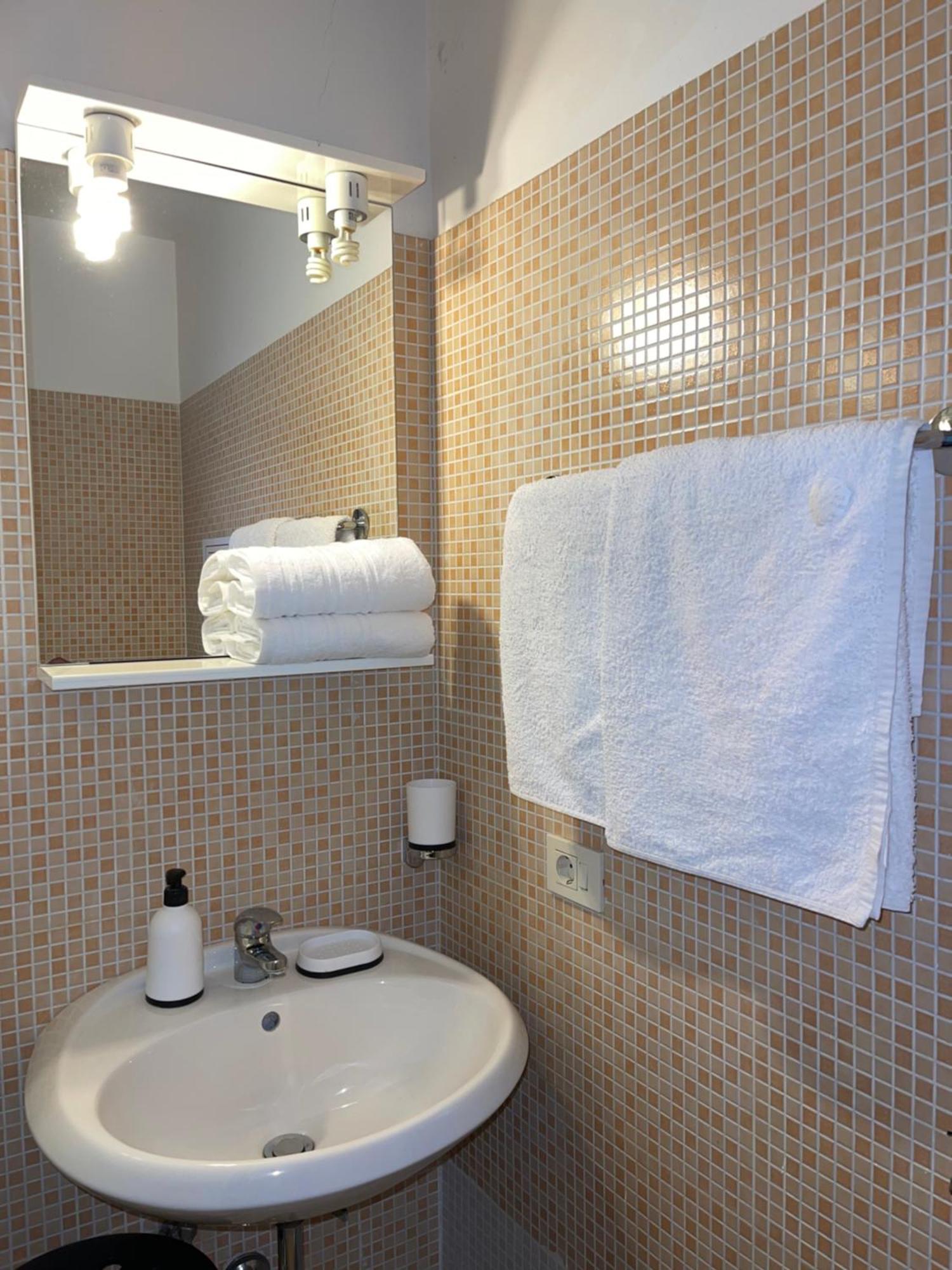 Guest House Meret Roma Ngoại thất bức ảnh