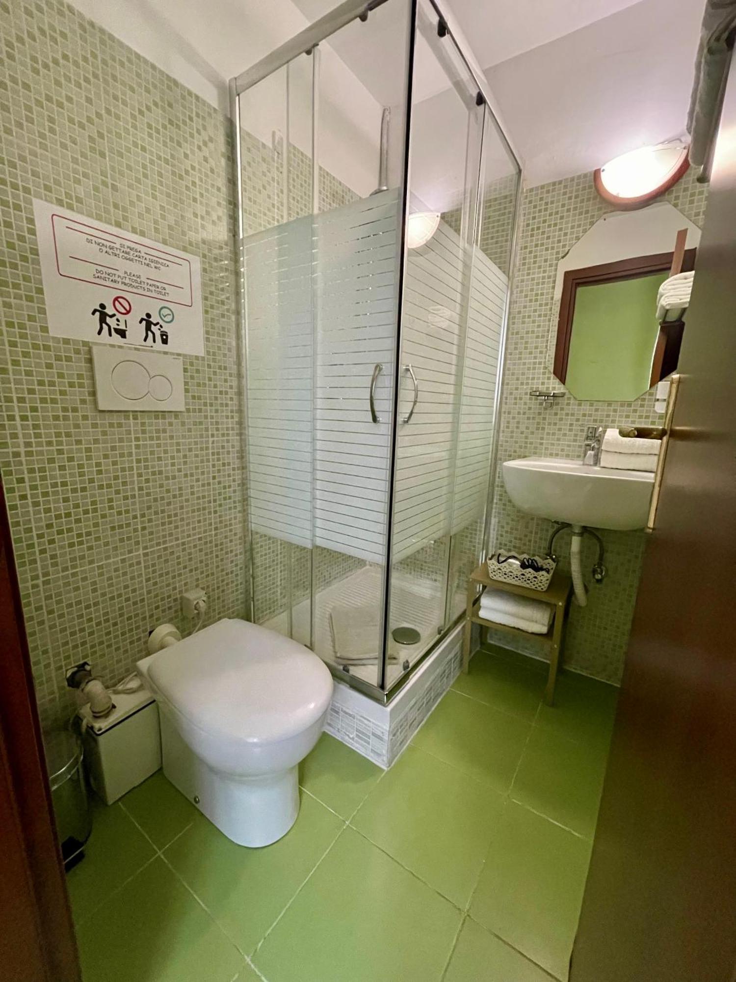 Guest House Meret Roma Ngoại thất bức ảnh
