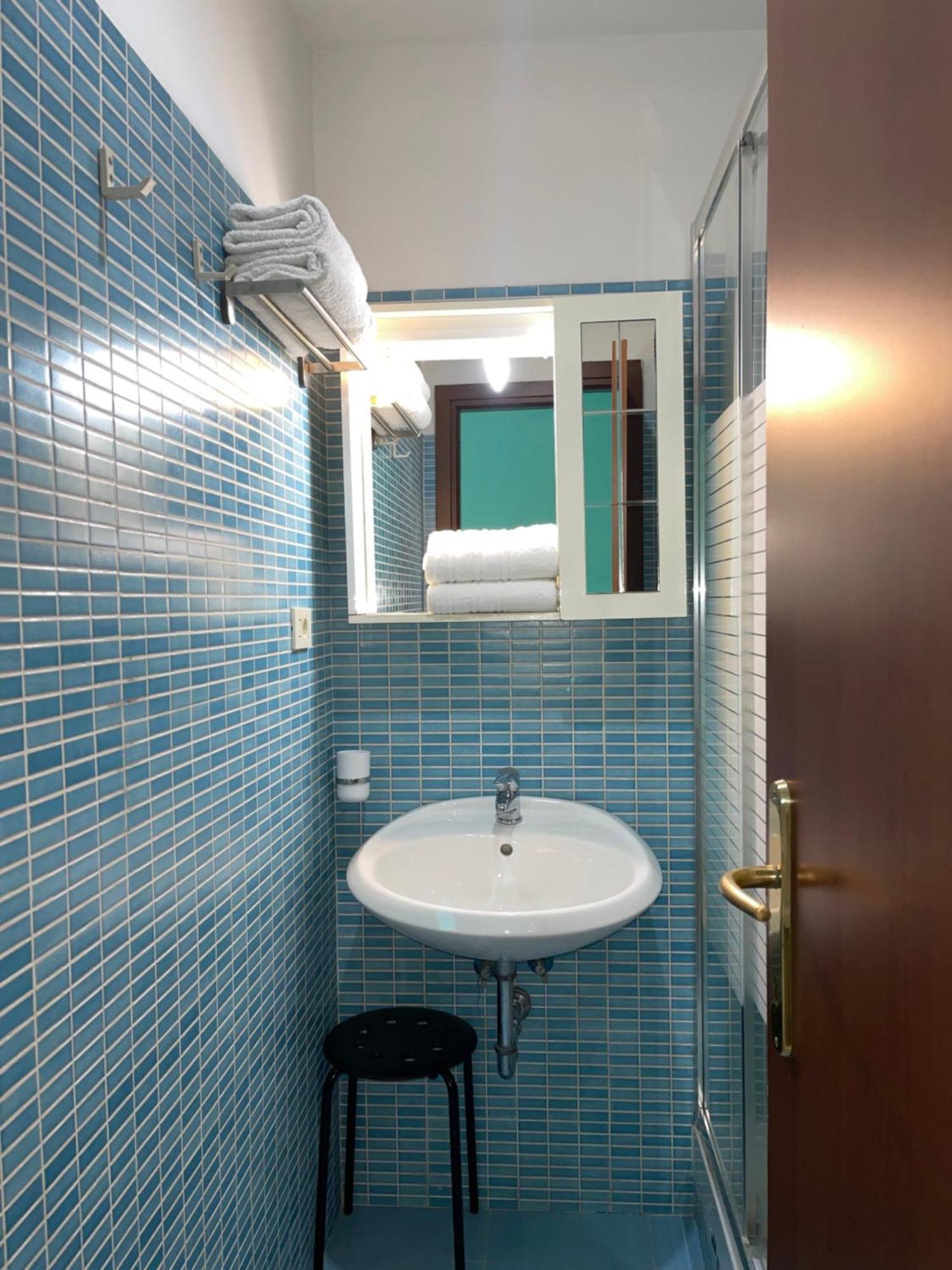 Guest House Meret Roma Ngoại thất bức ảnh