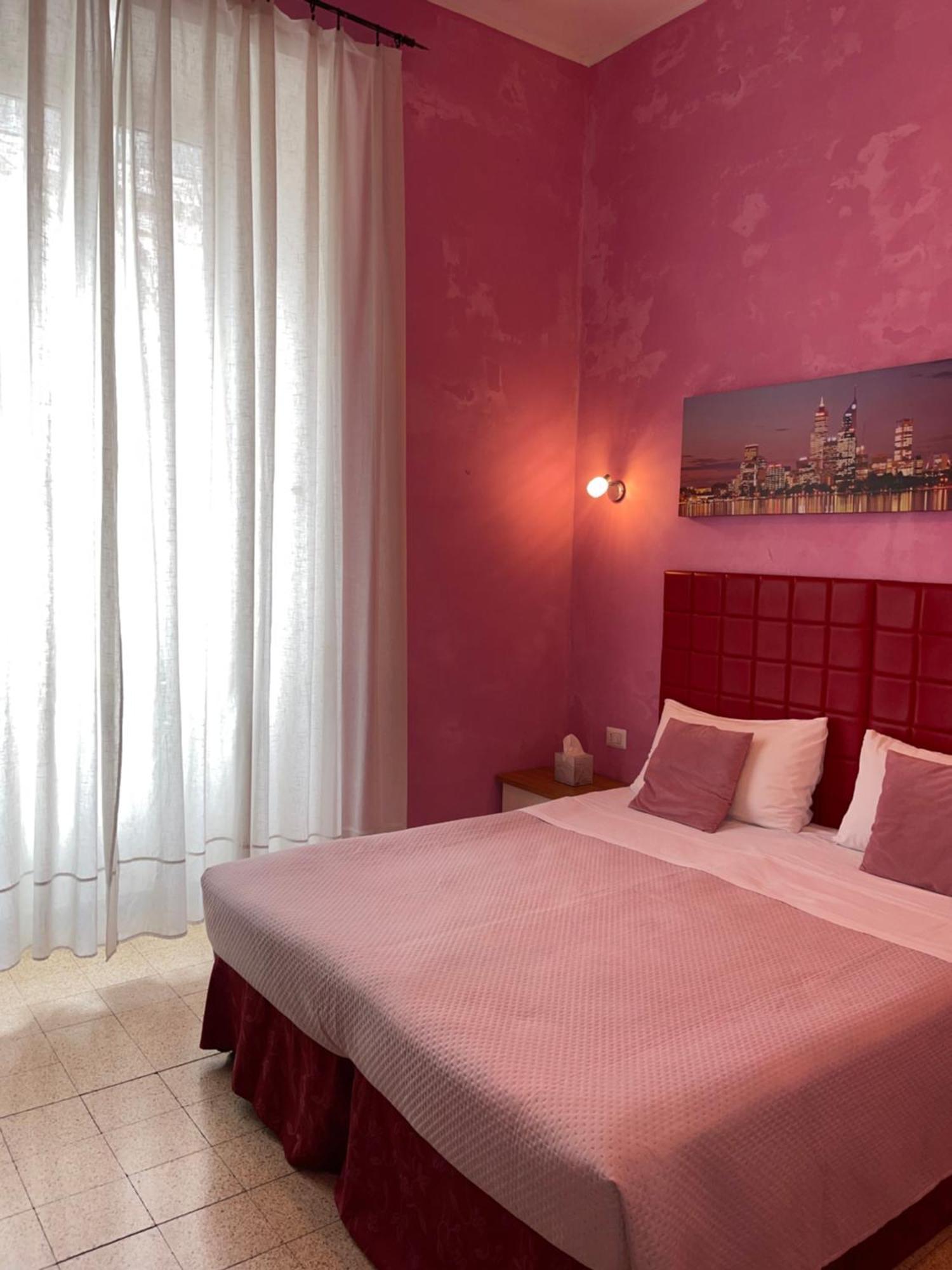 Guest House Meret Roma Ngoại thất bức ảnh